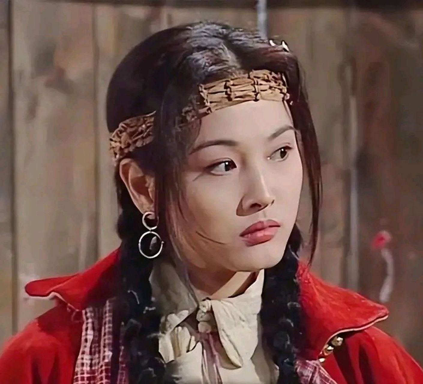 "男人婆"张延,也是个美女演员呢,嫁人生女,夫妻恩爱,家庭幸福