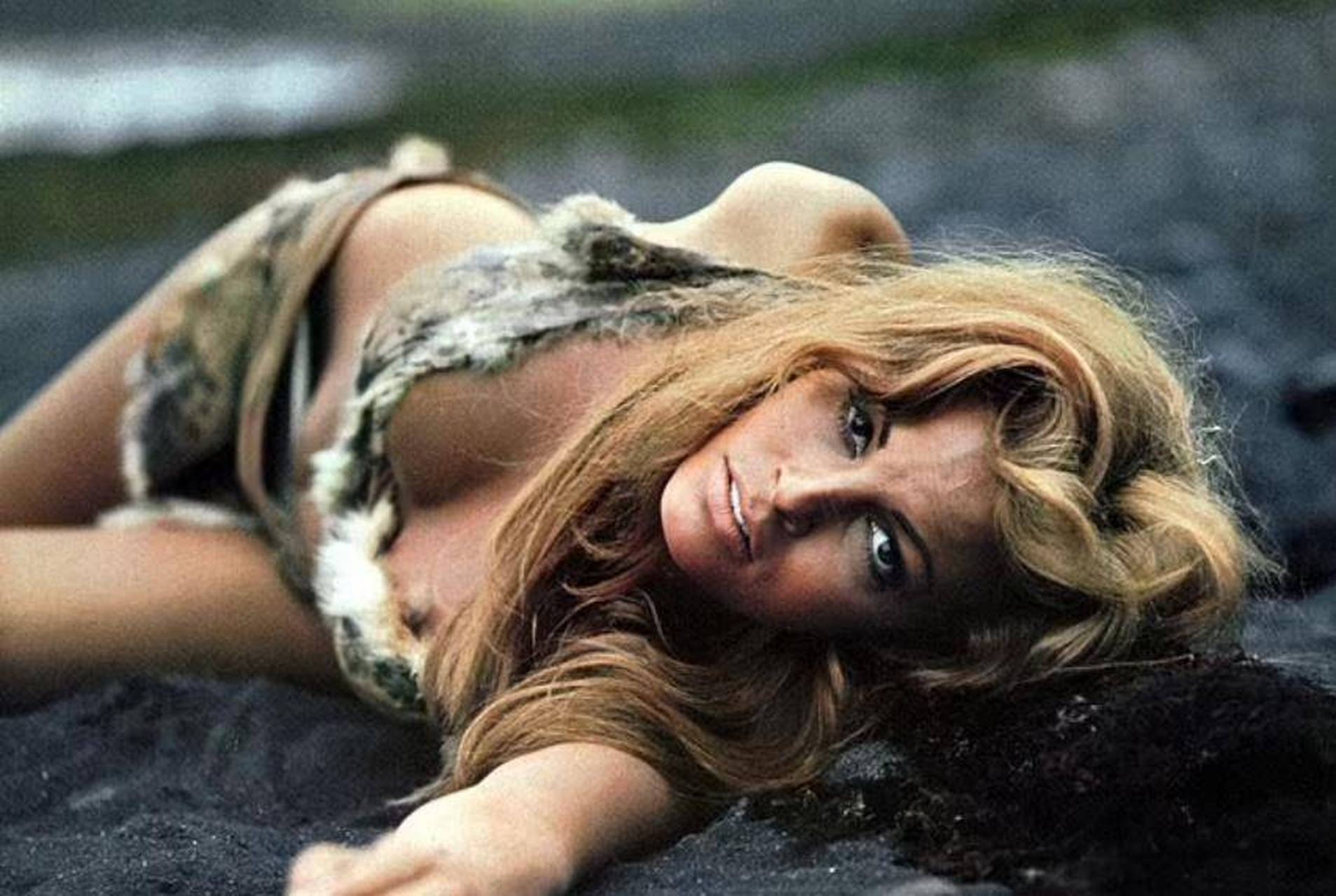 女星拉蔻儿·薇芝(二).