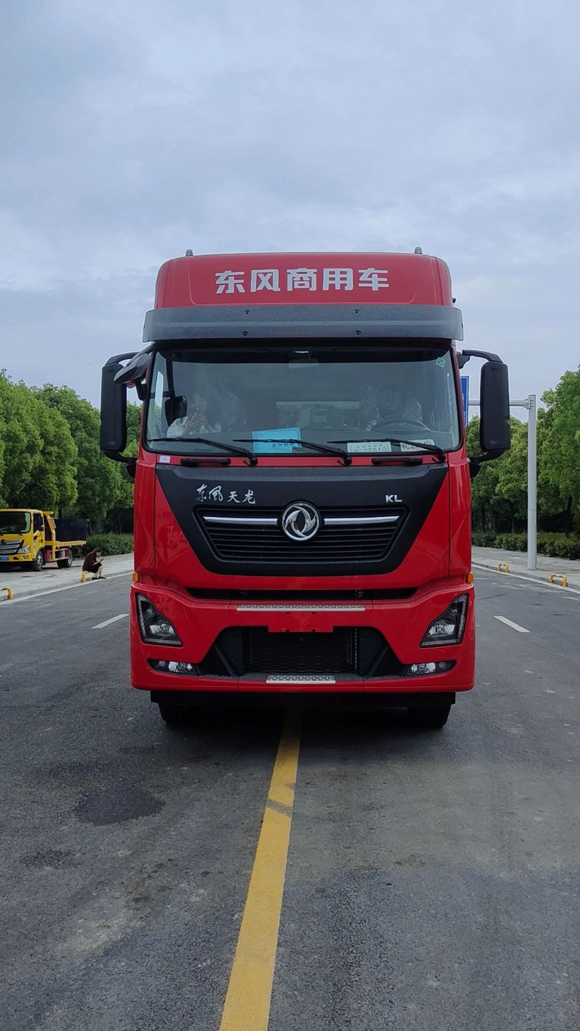 96米东风天龙冷藏车龙擎108l排量465马力国六发动机东风沃尔沃14速高