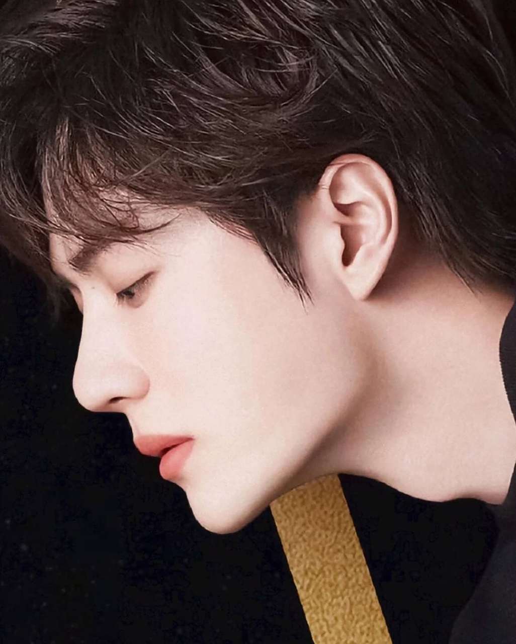 这下颚骨真诱人 #王一博