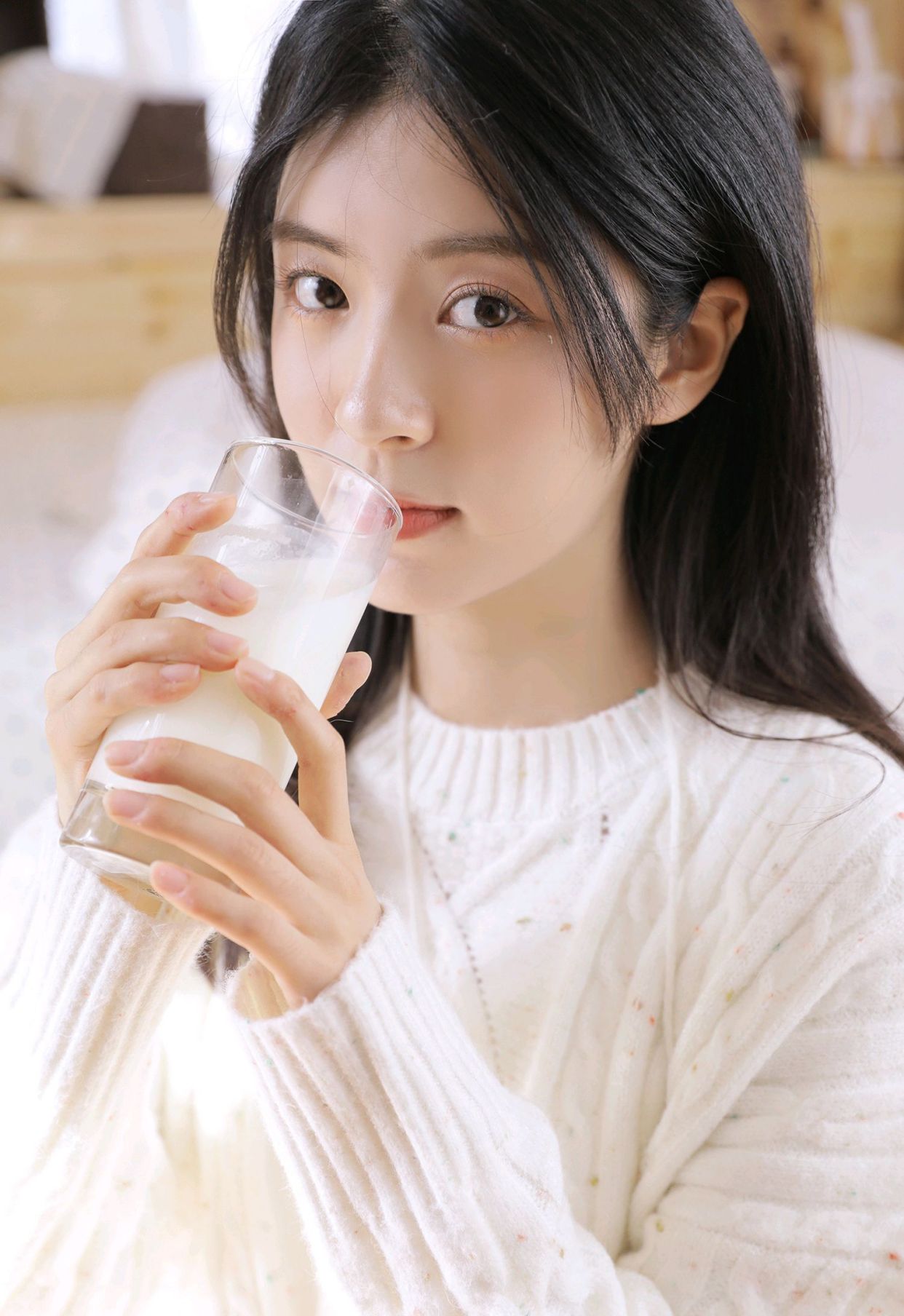 明星写真美图|董馨