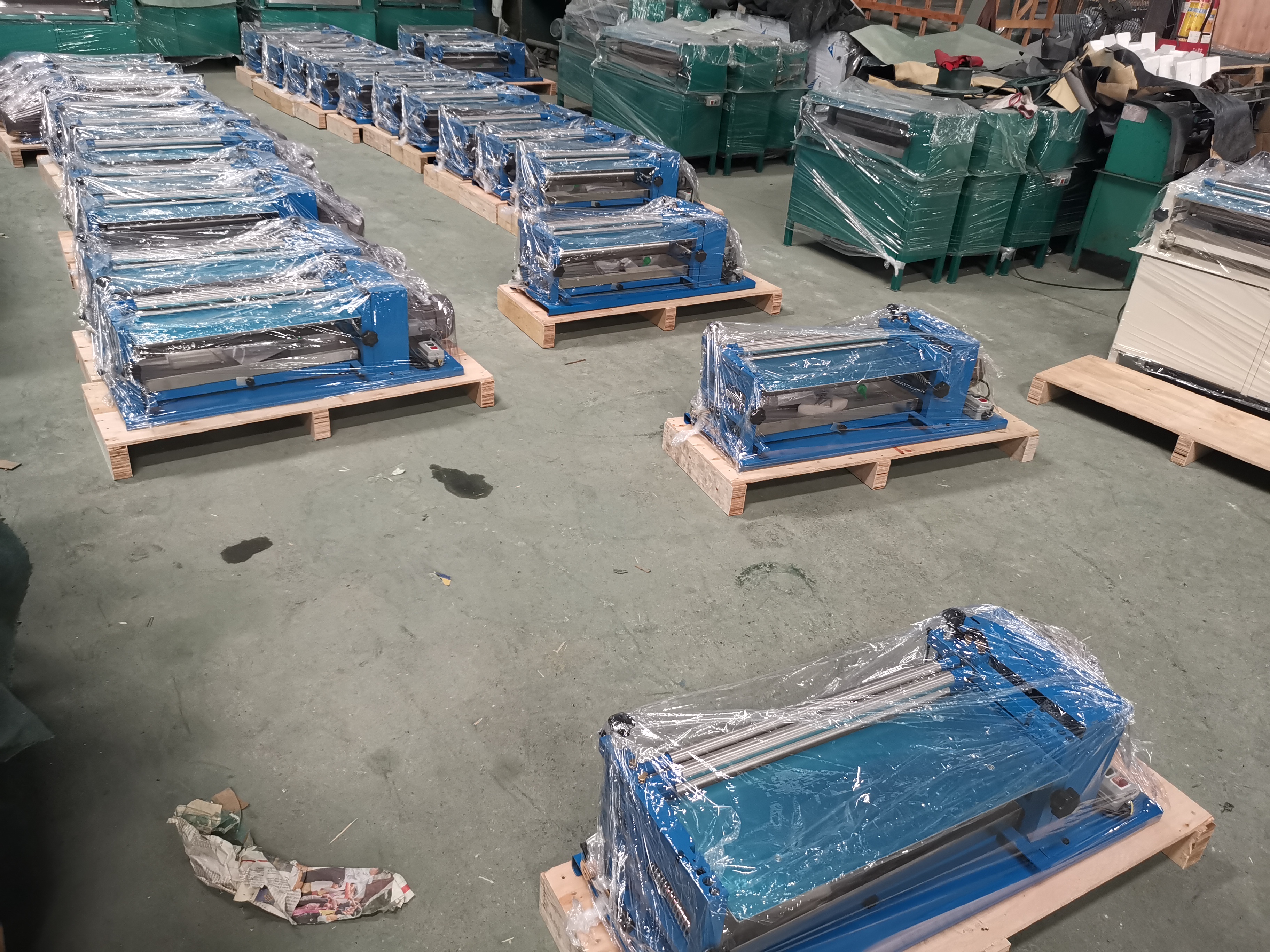 纸箱纸盒用涂胶机压平机