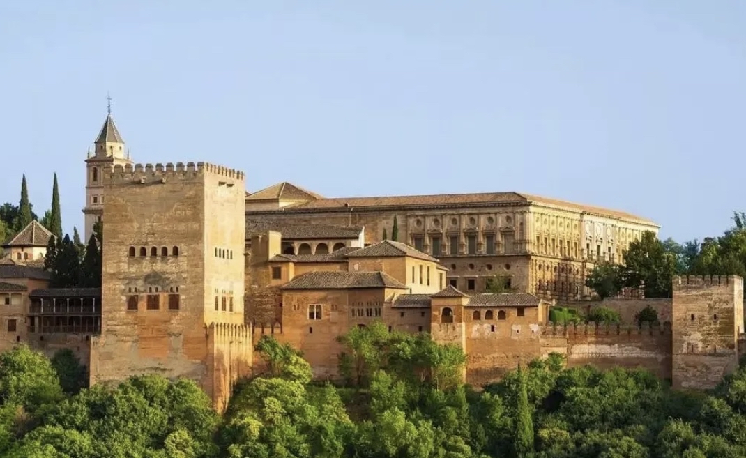 "历史悠久",阿尔罕布拉宫