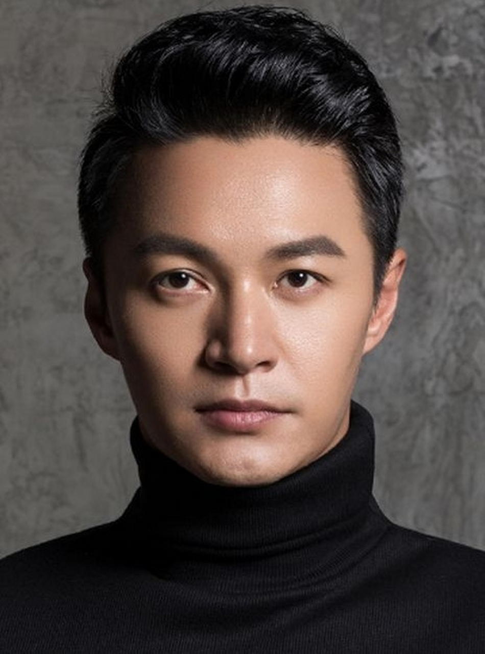 娱乐热ai计划# 《长相思》西炎王与皓陵王的扮演者候长荣与郑国霖