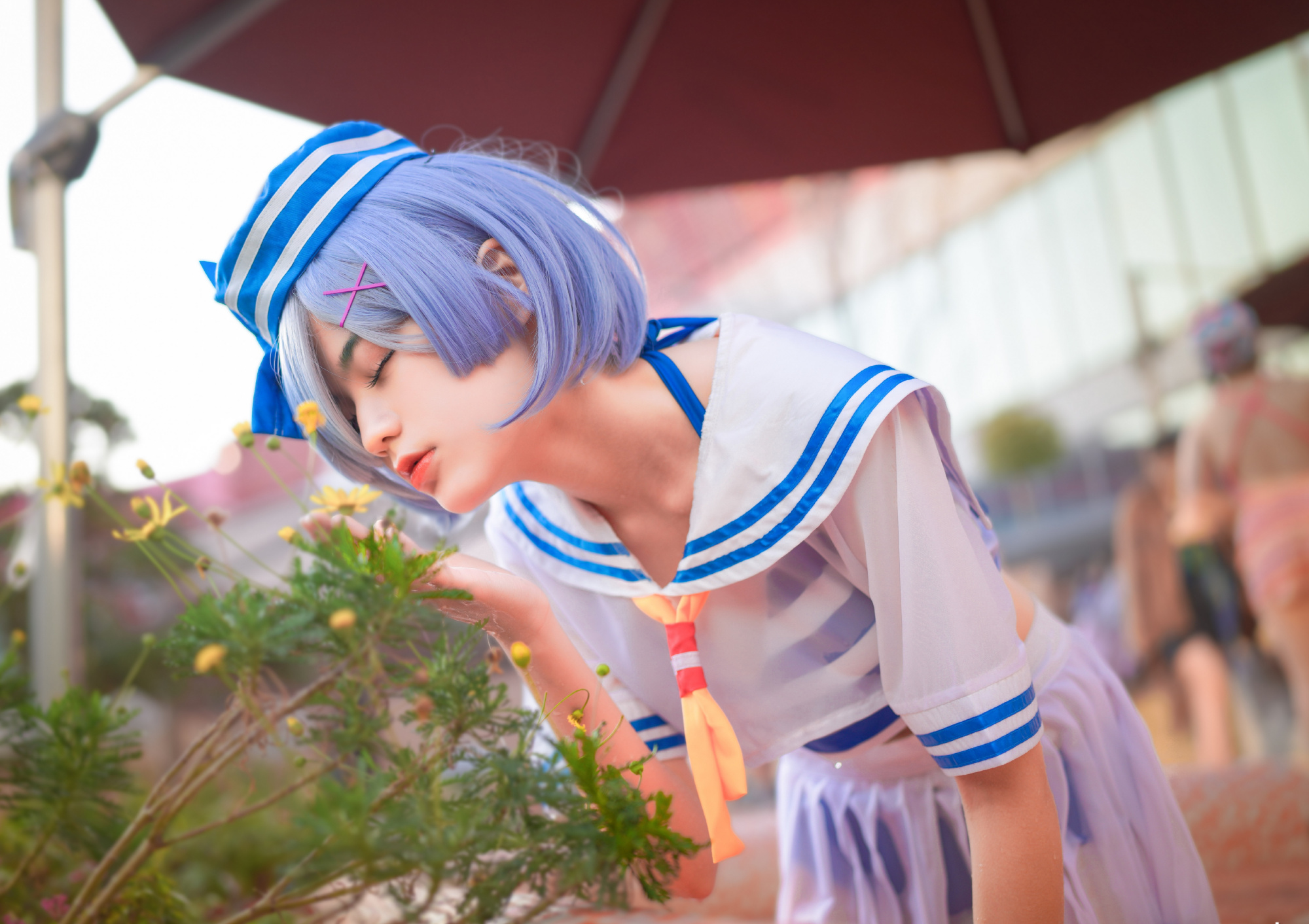 雷姆泳装cos,怎么这么不小心,把衣服都弄湿了