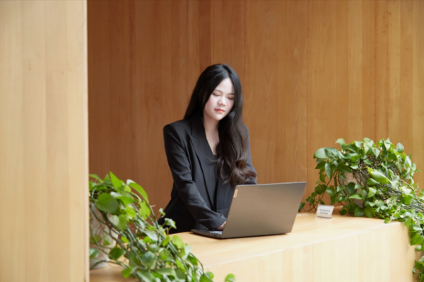 伊的家护肤达人季娜-以热情成就专业护肤