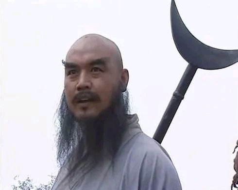 水浒中,鲁智深的戒刀多次被提及,为何对战中却没见他用过?