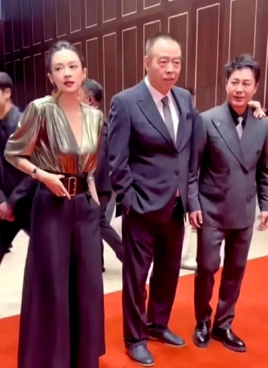 张颂文在没有与章子怡有任何关系的情况下,却因为一些低调的行为成为