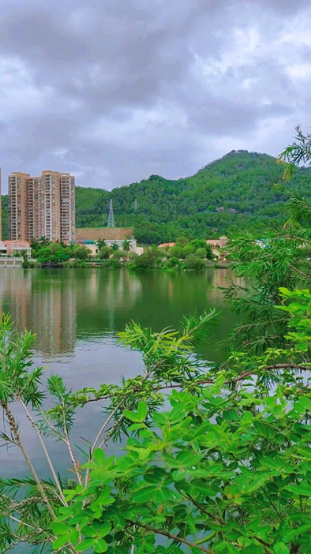 海豐縣城雲嶺山莊夏日景色,廣東汕尾.-度小視