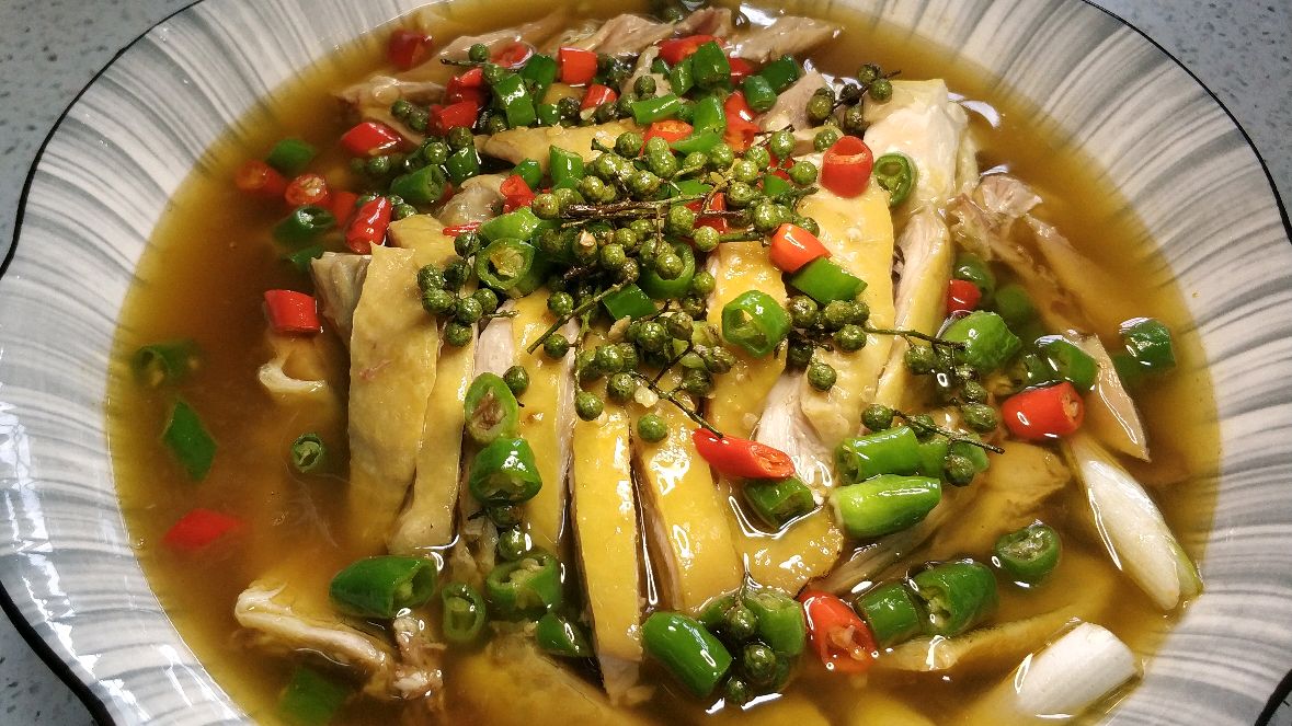 值得收藏的藤椒鸡做法，详细配方和用料都告诉你