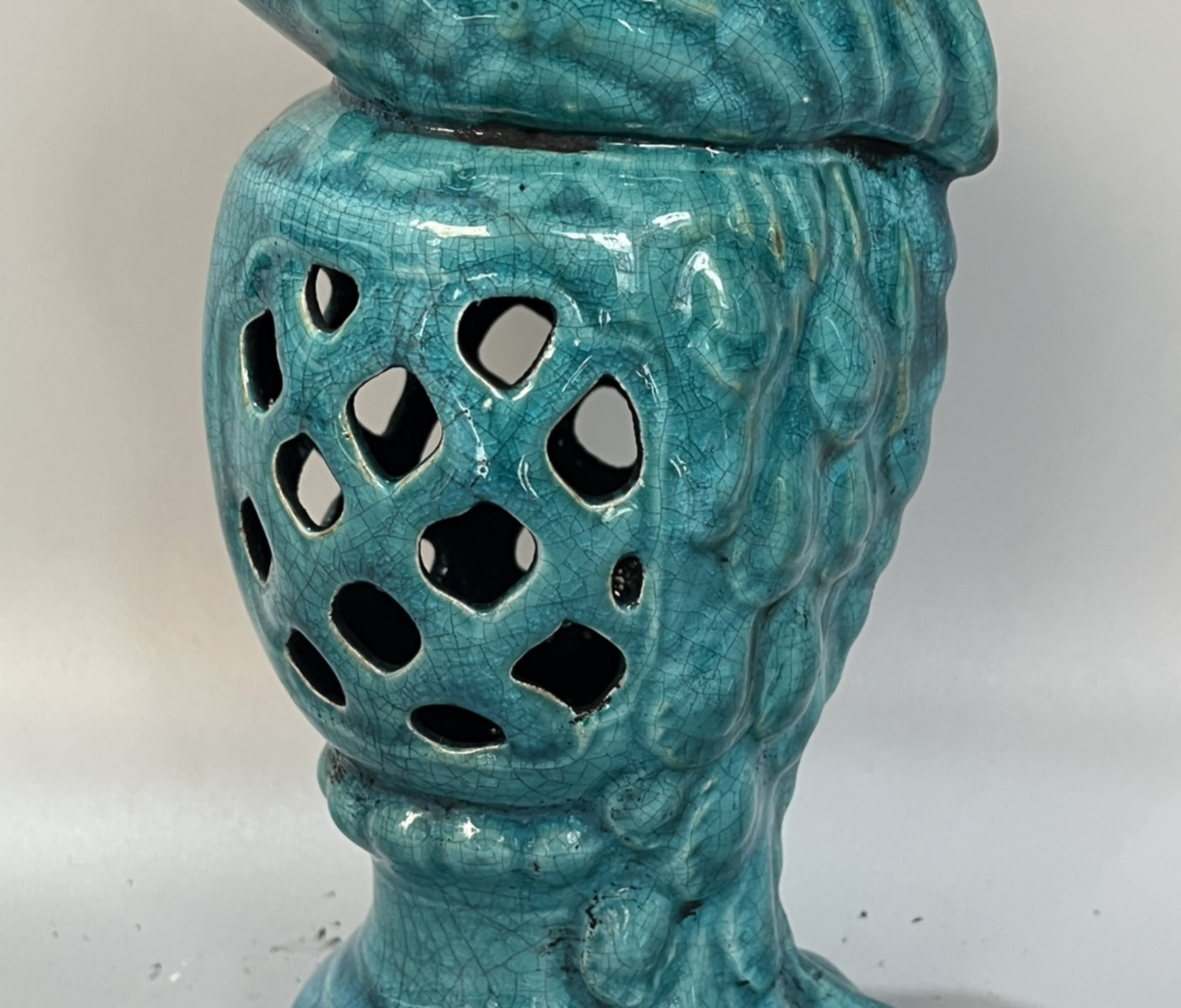 大周柴窑孔雀一对,高27×12厘米
