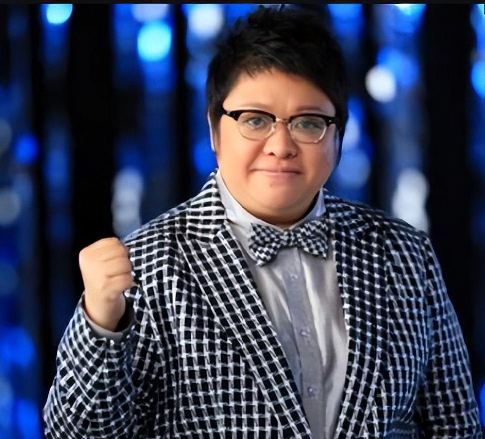 韩红母亲雍西:女儿是她的骄傲,52岁女儿至今单身是她的心病