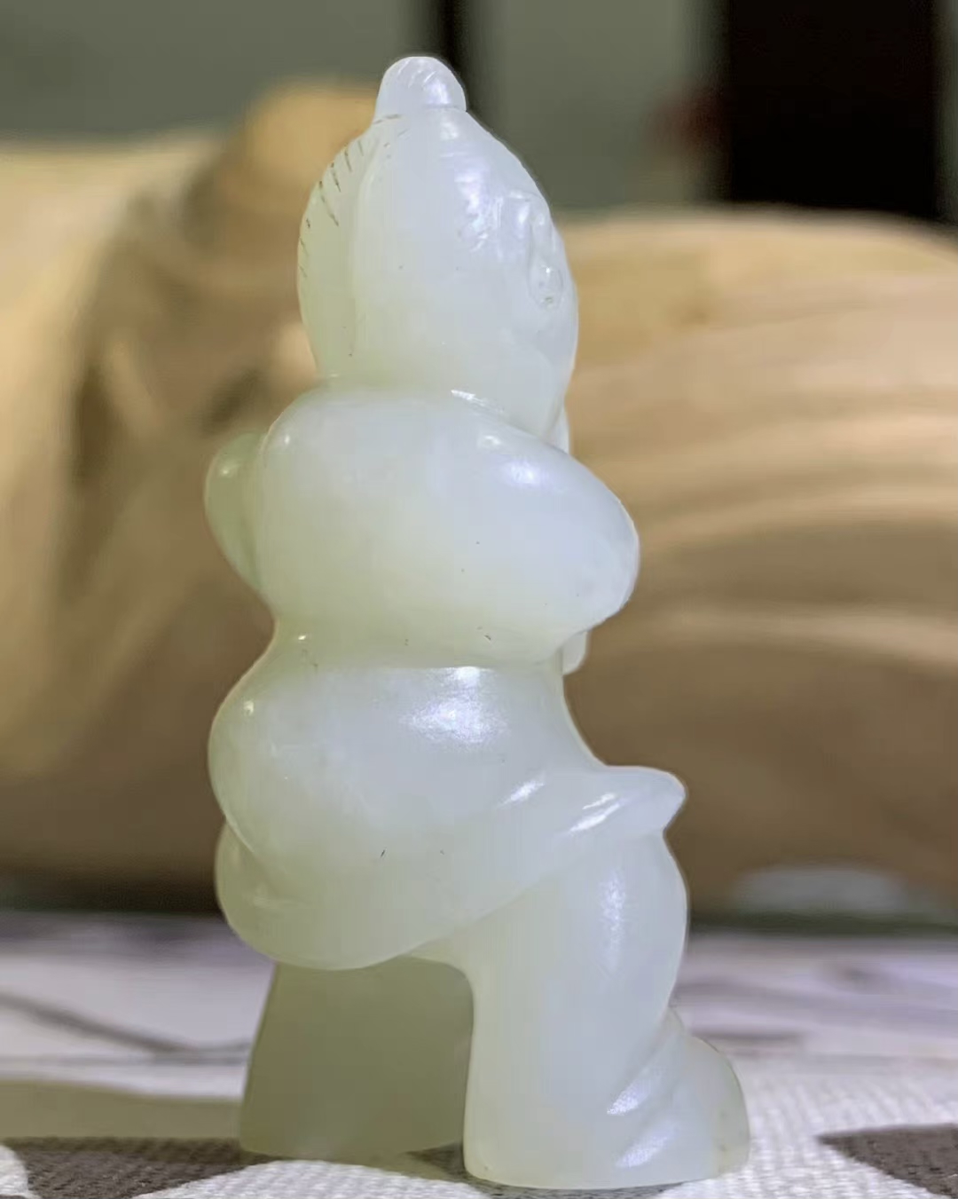 古玉老玉中古玉 宋代胡人吹箫玉人