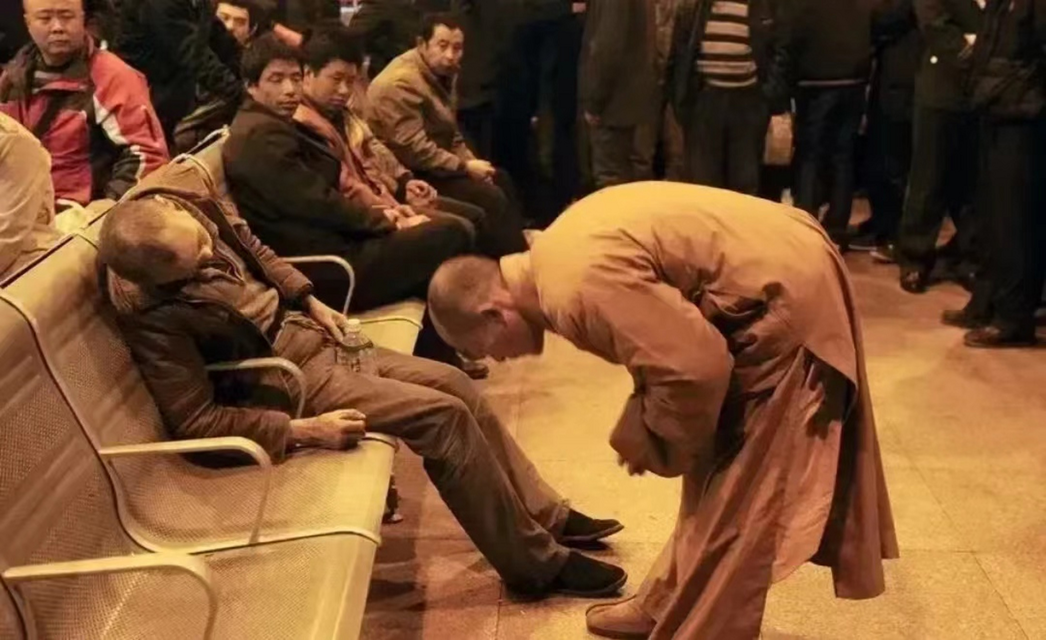 超度跪着的简单介绍 超度跪着的简单介绍