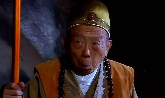 金池长老只是凡人,为啥能活到270岁?你看每晚都是谁在伺候他?