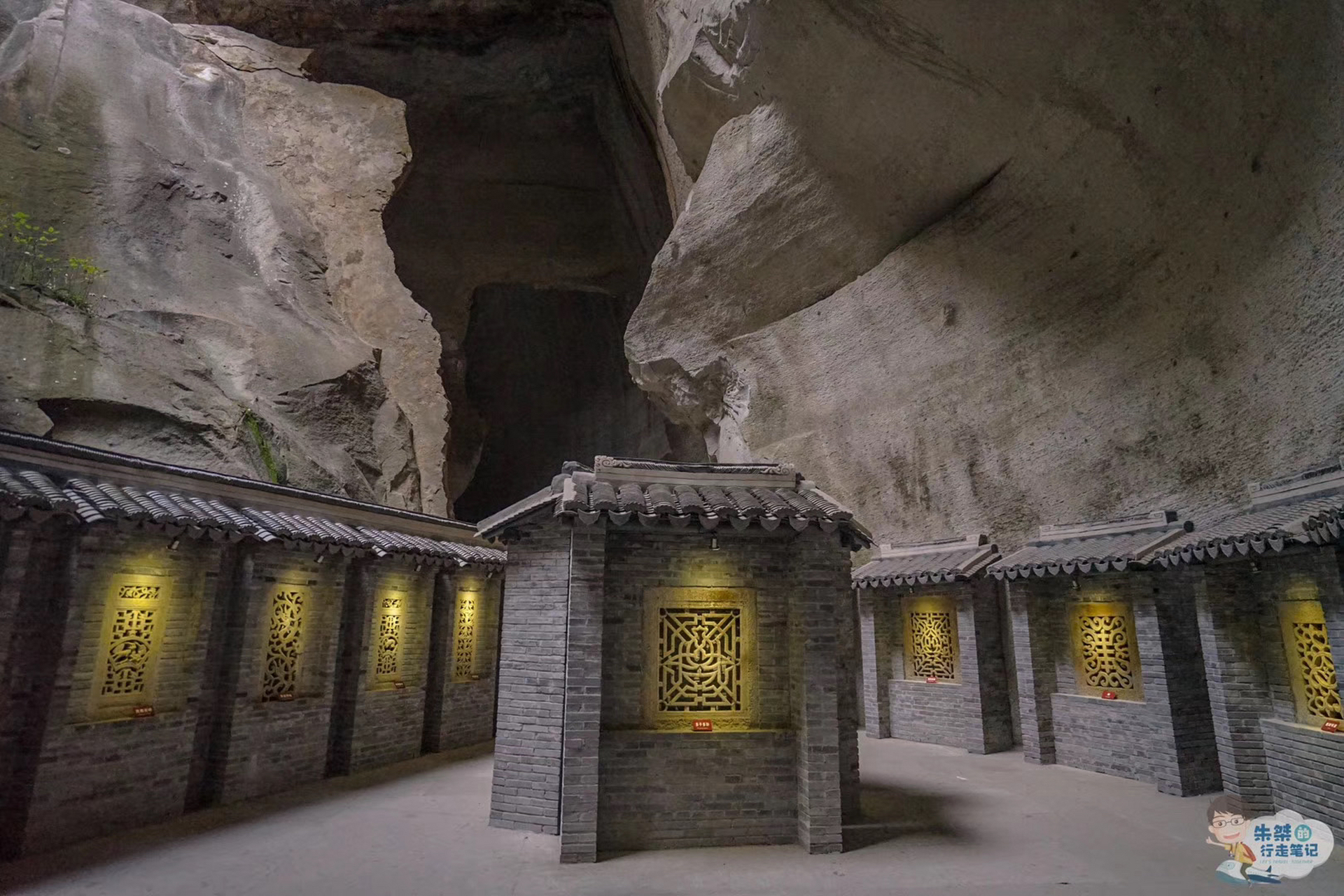 水云硐位于世界地质公园,国家级风景名胜区长屿硐天双门硐景区西侧,是