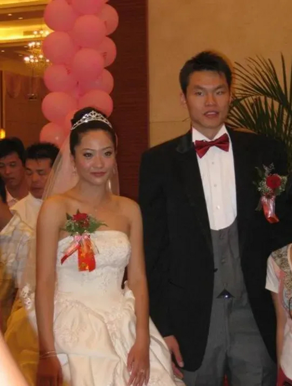 cba最美老板娘,非广东宏远老板娘吴迪莫属,比北京秦大妈好看吧!