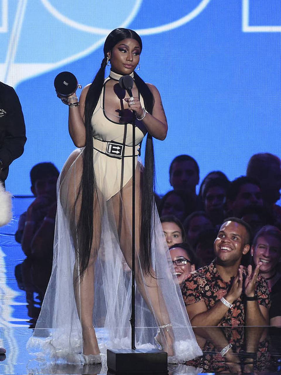 美国歌手"麻辣鸡"妮琪·米娜(nicki minaj)(四).