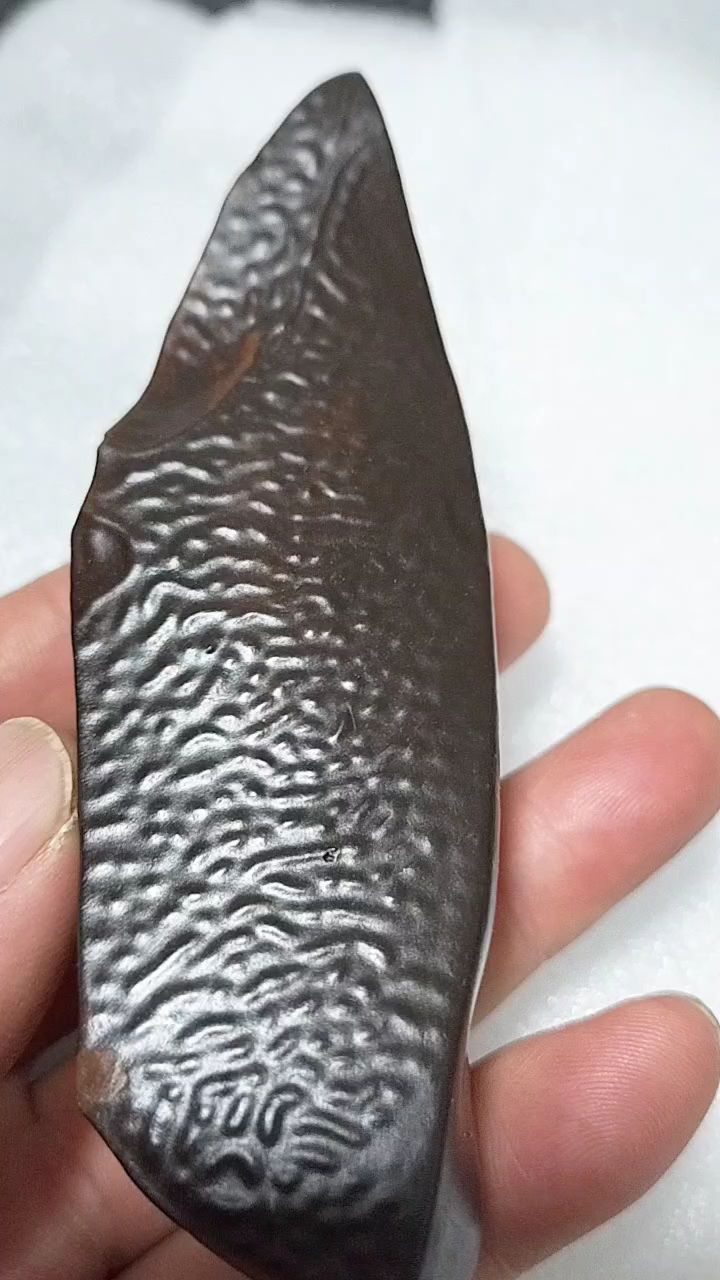 哈密老坑泥石丝滑柔顺