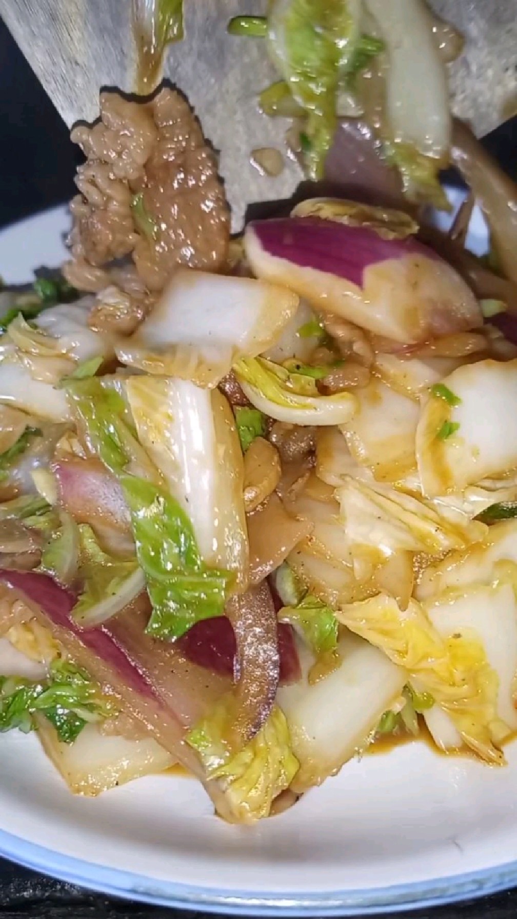 家常饭,大米就炒菜,简简单单