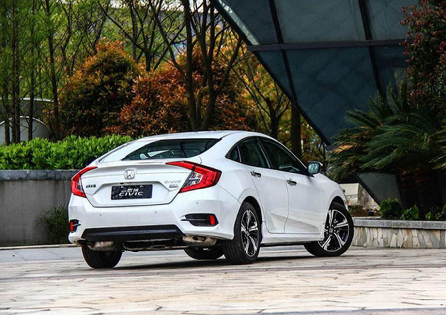 汽车# 日系合资a级车三强本田思域,丰田卡罗拉,还有日产轩逸这几款在