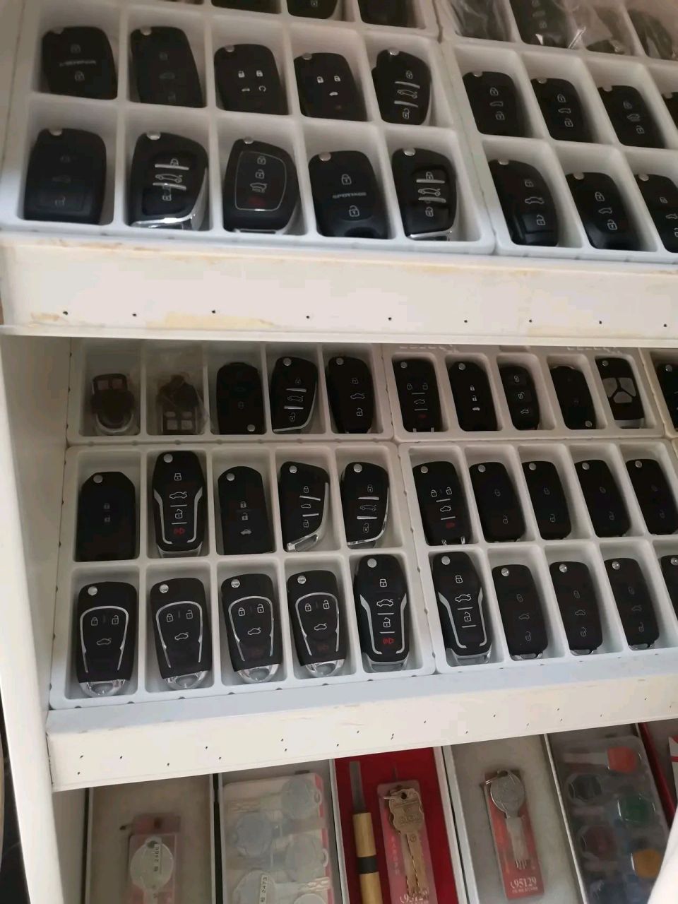 潮级玩家# 360行,行行出状元,配钥匙绝对是一门好手艺.