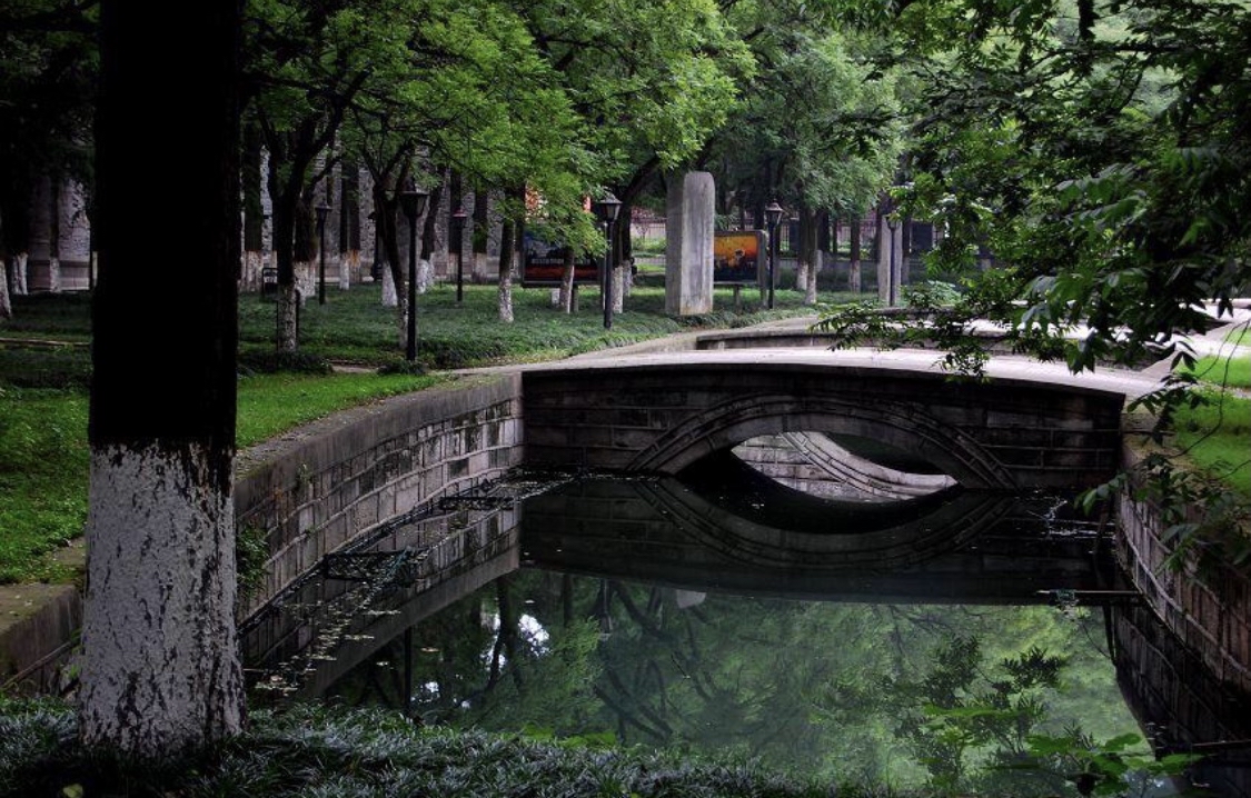 南京午朝门公园的历史文化