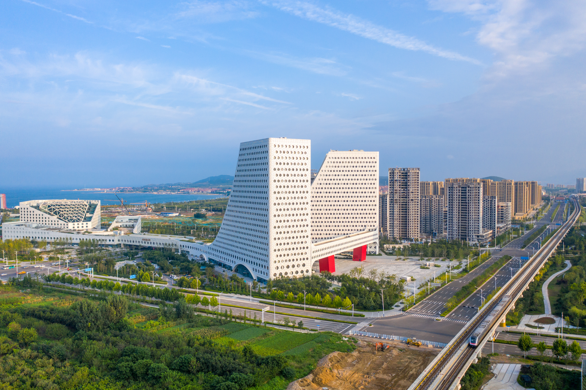 青岛蓝色中心,蓝色硅谷核心区