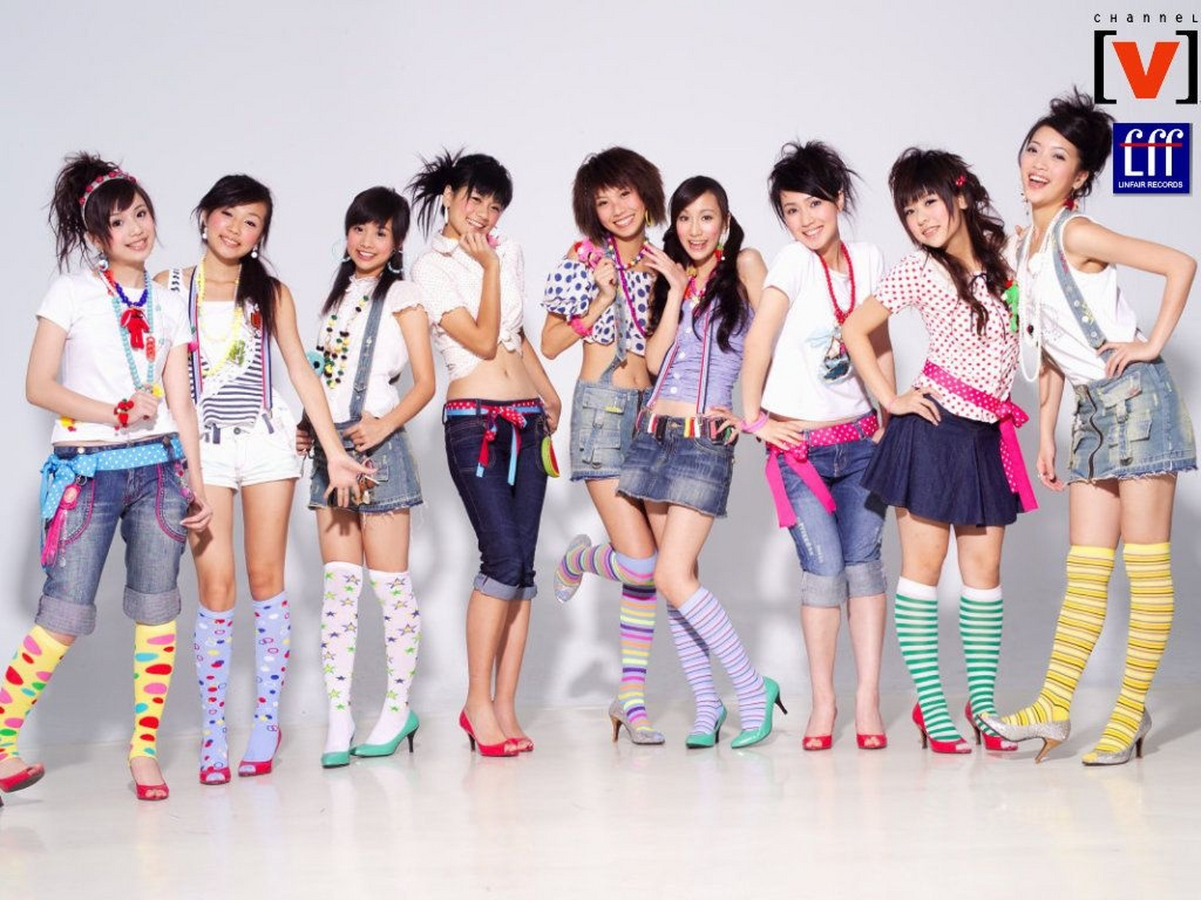 黑涩会妹妹大牙发文指控黑人陈建州性骚扰, 长文中还提及范玮琪