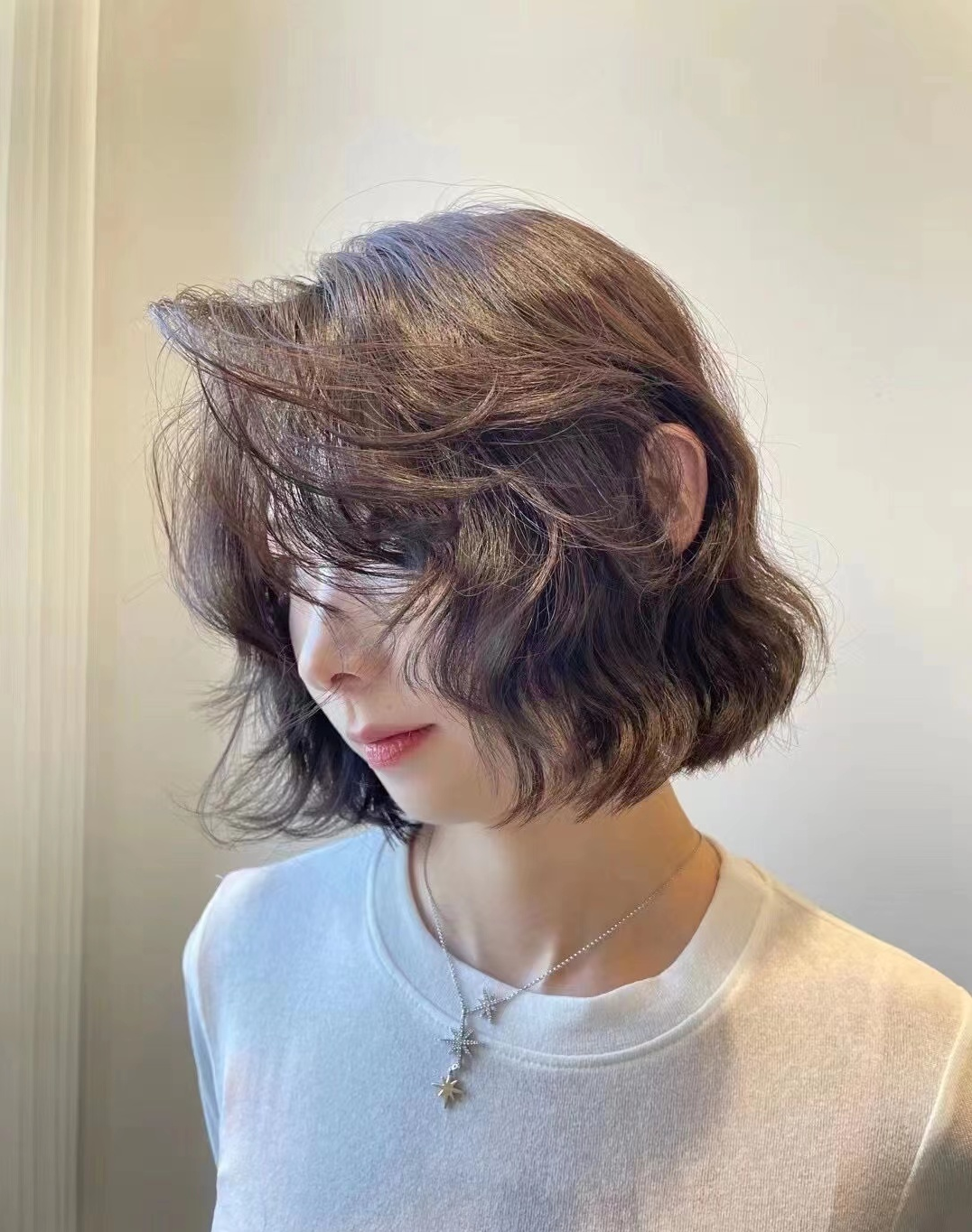 漂亮的短发法式烫