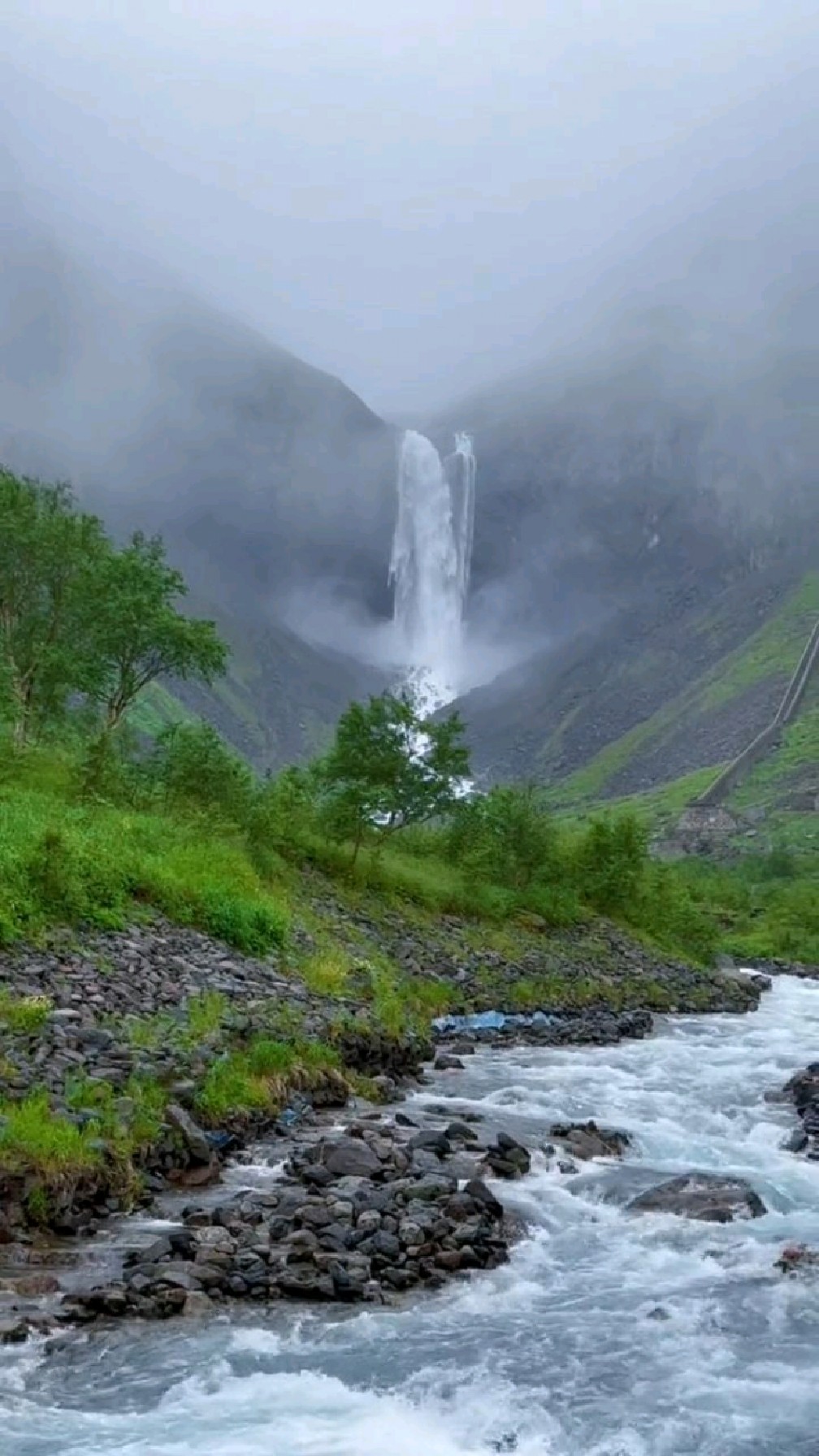 云雾缭绕人间仙境,一起享受大自然的美!长白山