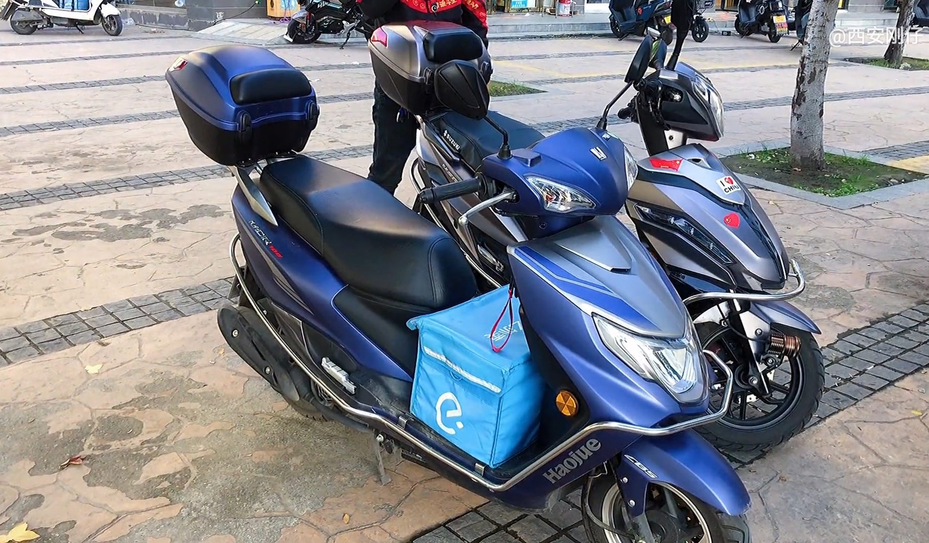 想送外卖,豪爵usr125与济南铃木uy125如何去选?