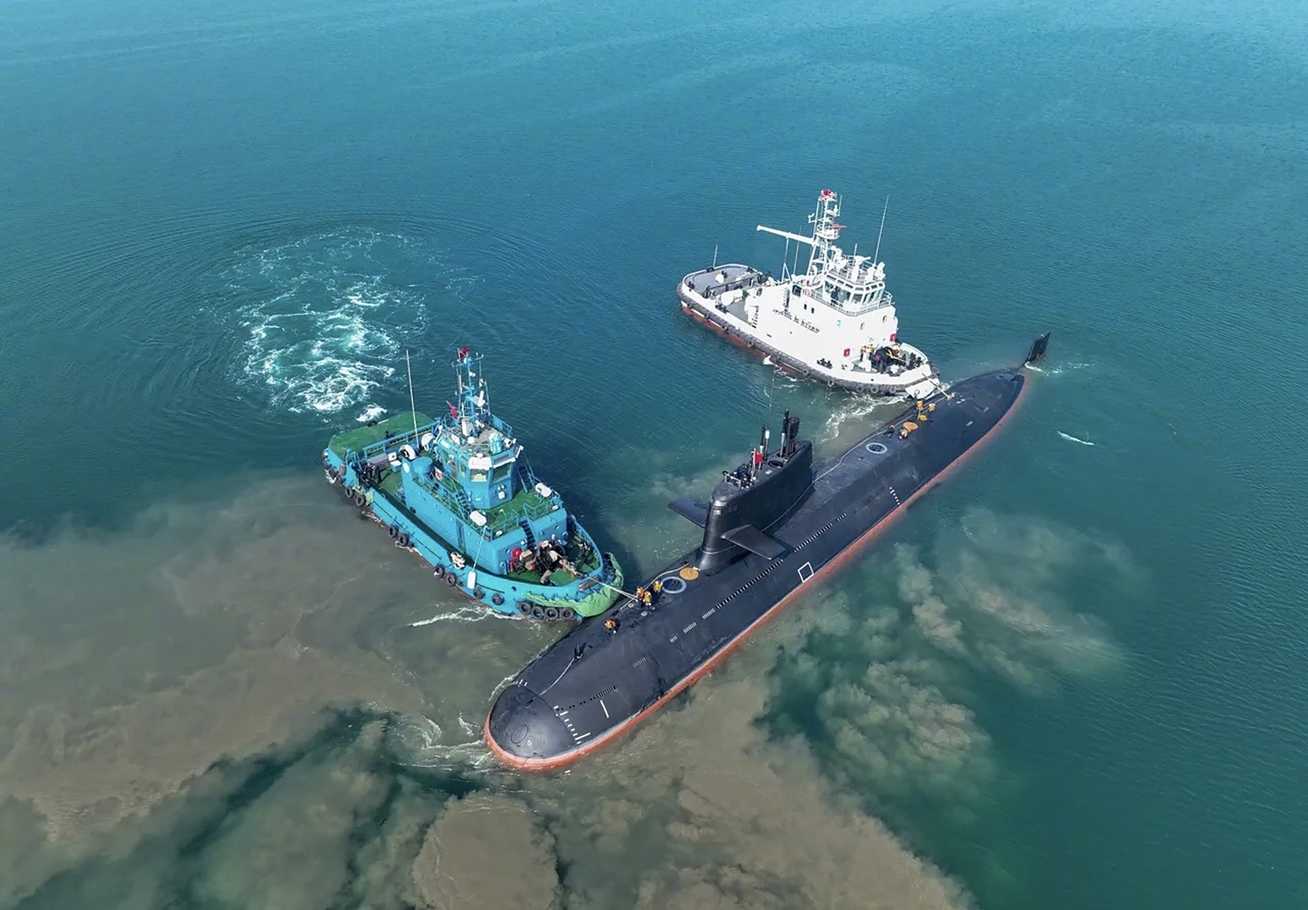 中国9899海军039b型常规潜艇