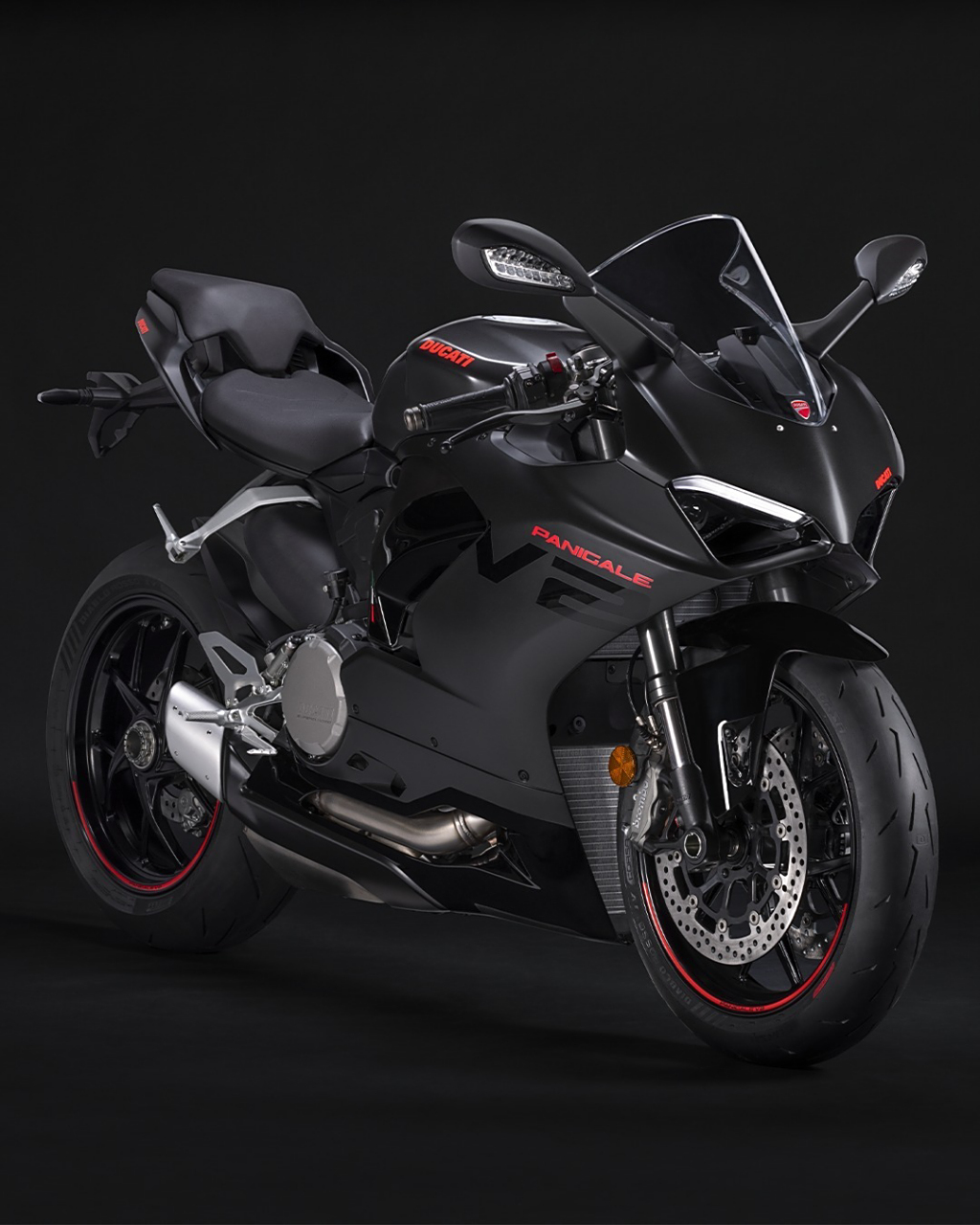 杜卡迪新推出2024年款的panigale v2暗黑版(又称隐身版,black on