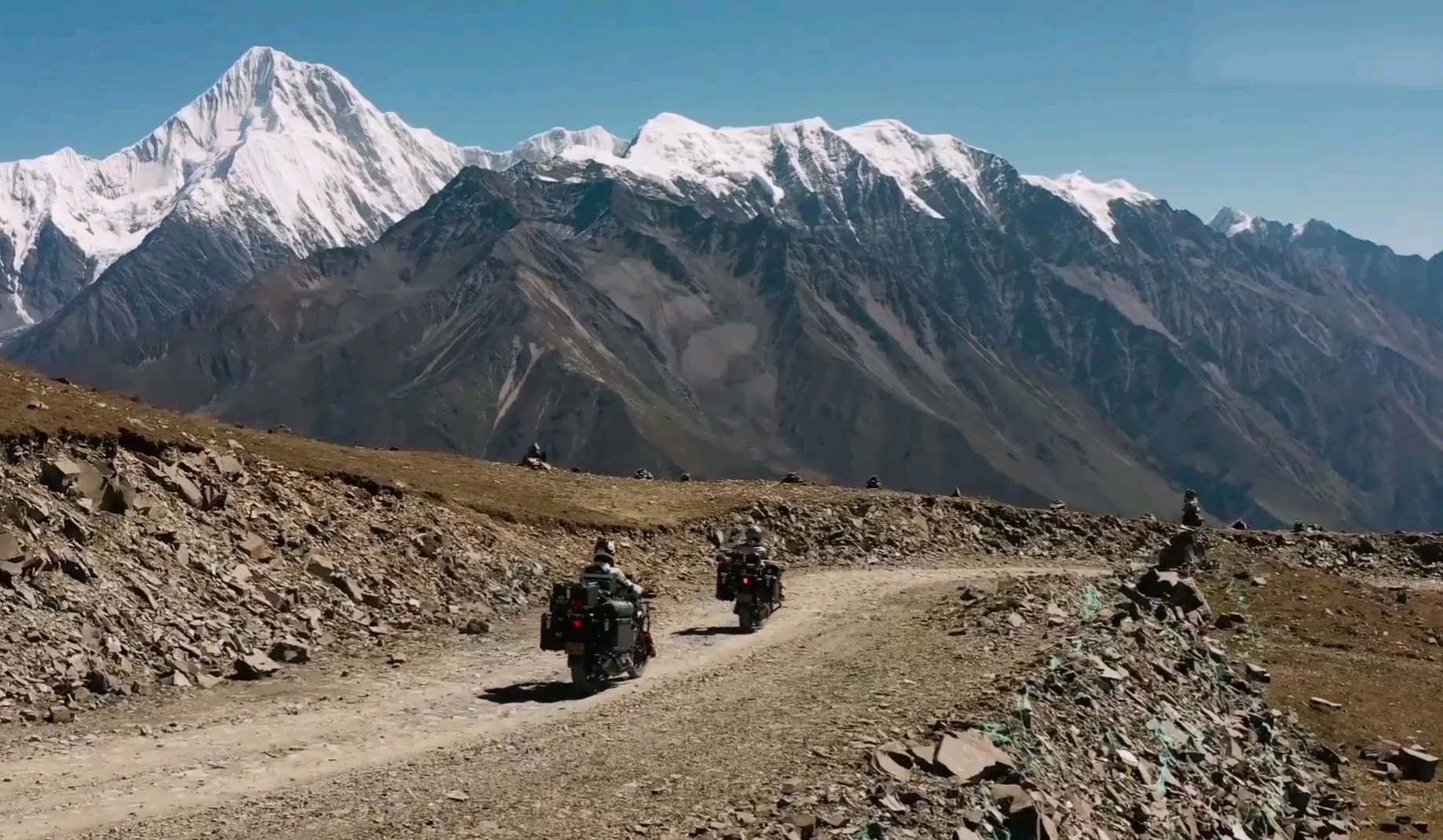 三万元的摩旅车,为什么dl250是一台绕不开的车,有什么优点?