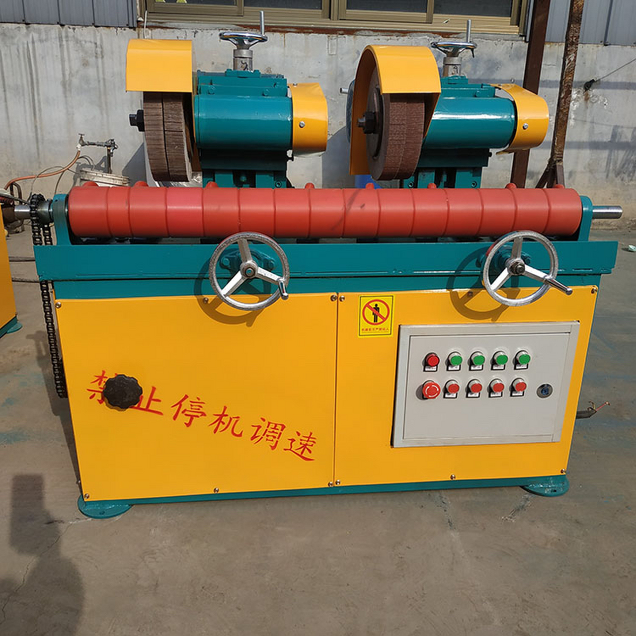 合金管抛光机# #钢管抛光机# #钢管除锈机# 立式合金管抛光机无缝