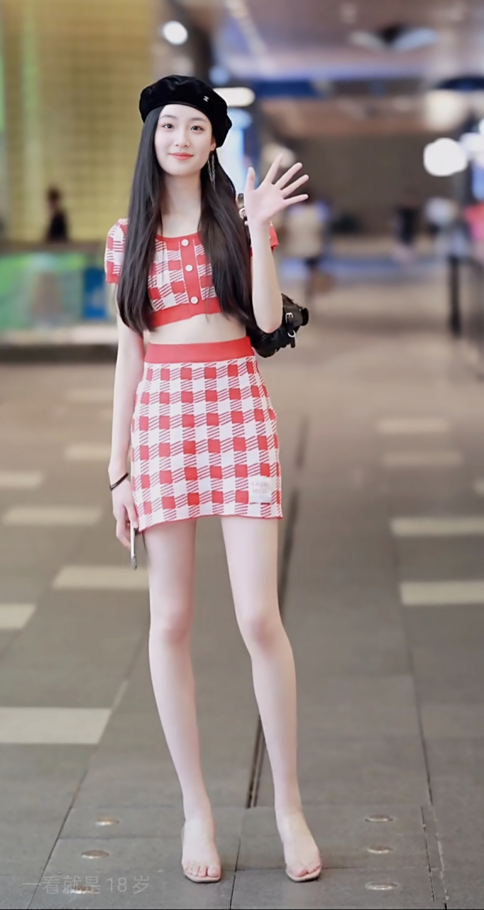 一米九几的姑凉[赞同] #养眼美女