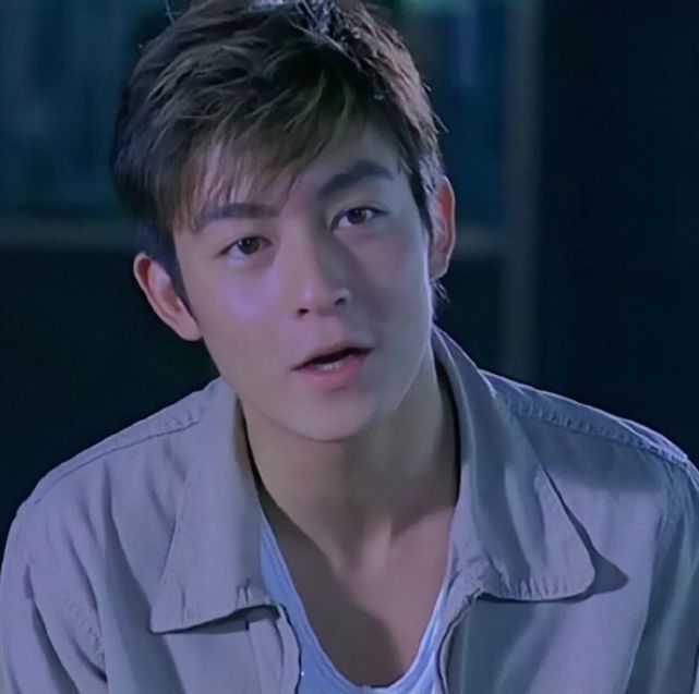 曝光名人私密照!重温2008年轰动的照片门事件