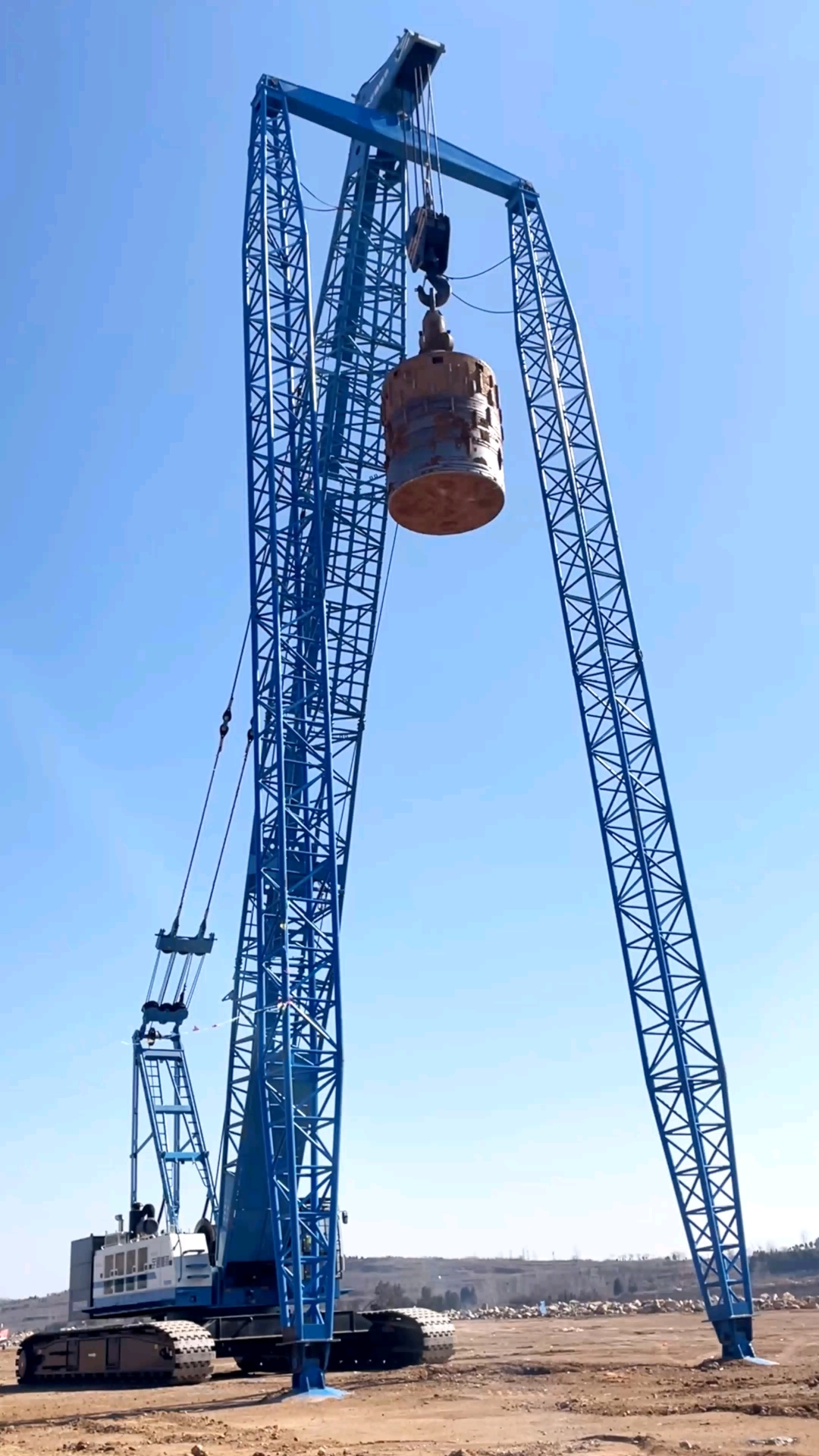 全国最大型号强夯机械宇通ytqh3000m超高能级强夯施工现