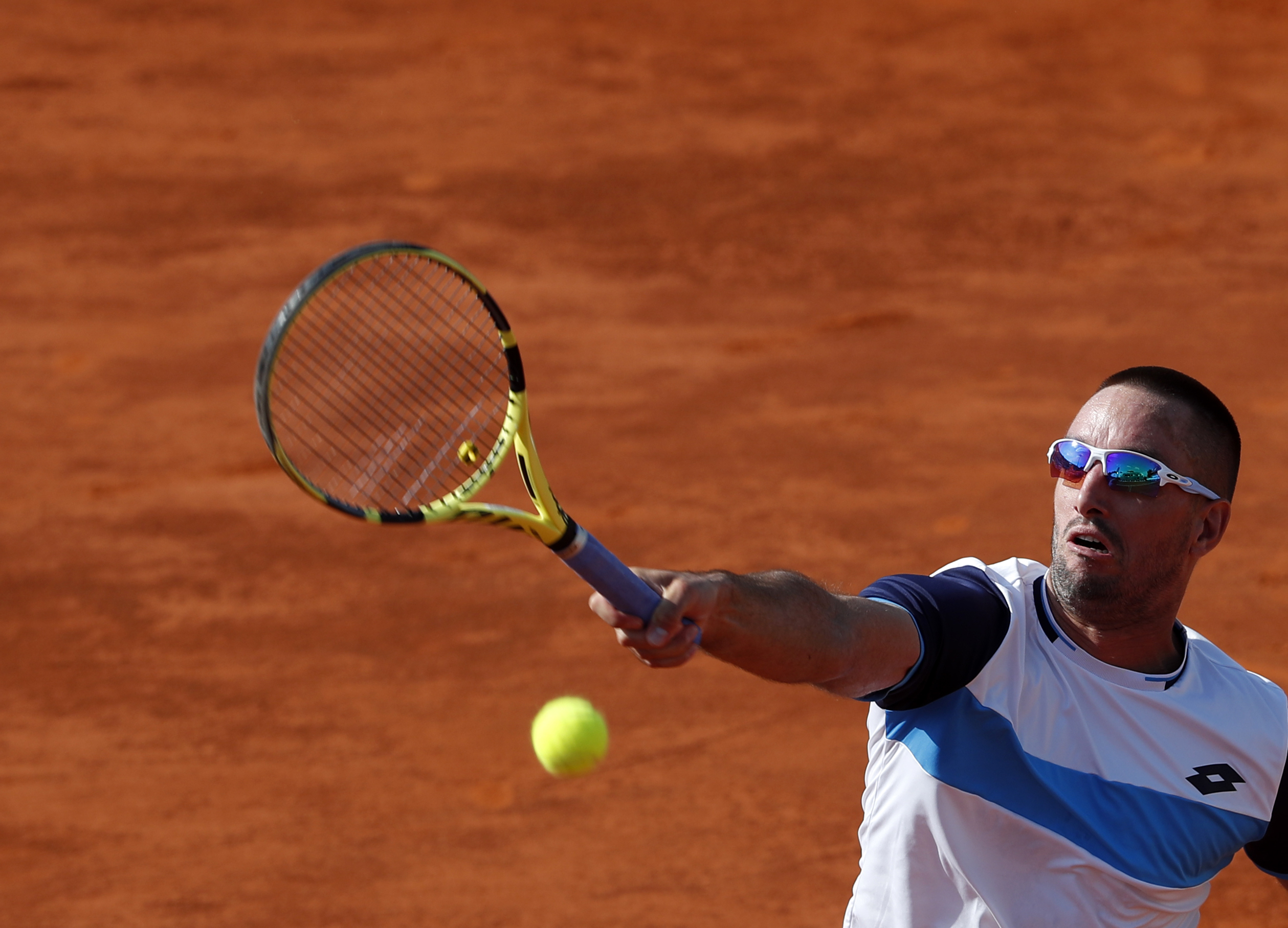 网球——"亚得里亚慈善赛"贝尔格莱德站:焦科维奇胜特罗伊茨基(5)