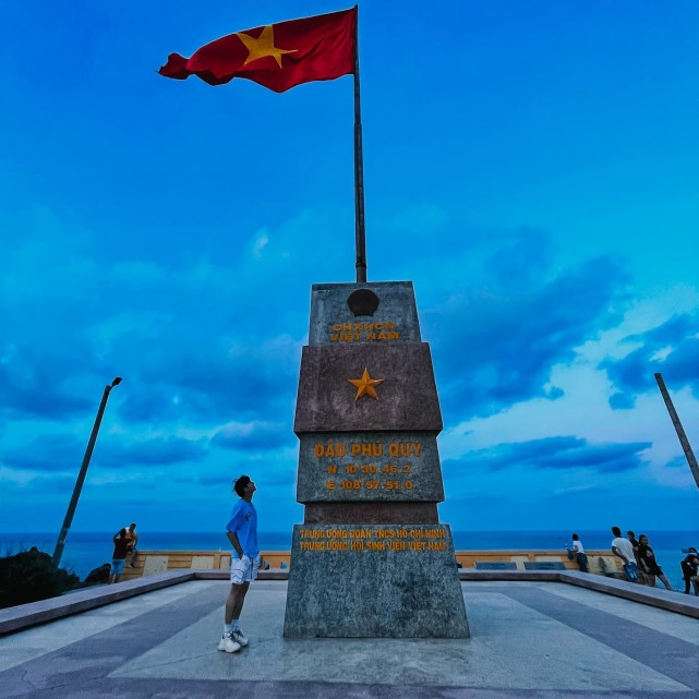 探索富贵岛-年轻人的虚拟生活天堂