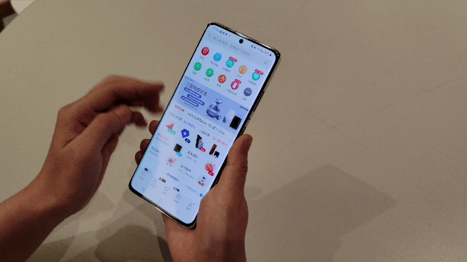 前提是需要我们打开【手掌滑动截屏】.