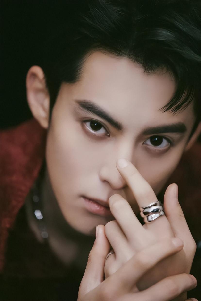 巴蜀出美男:7位来自川渝的男星,个个颜值逆天,魅力无边