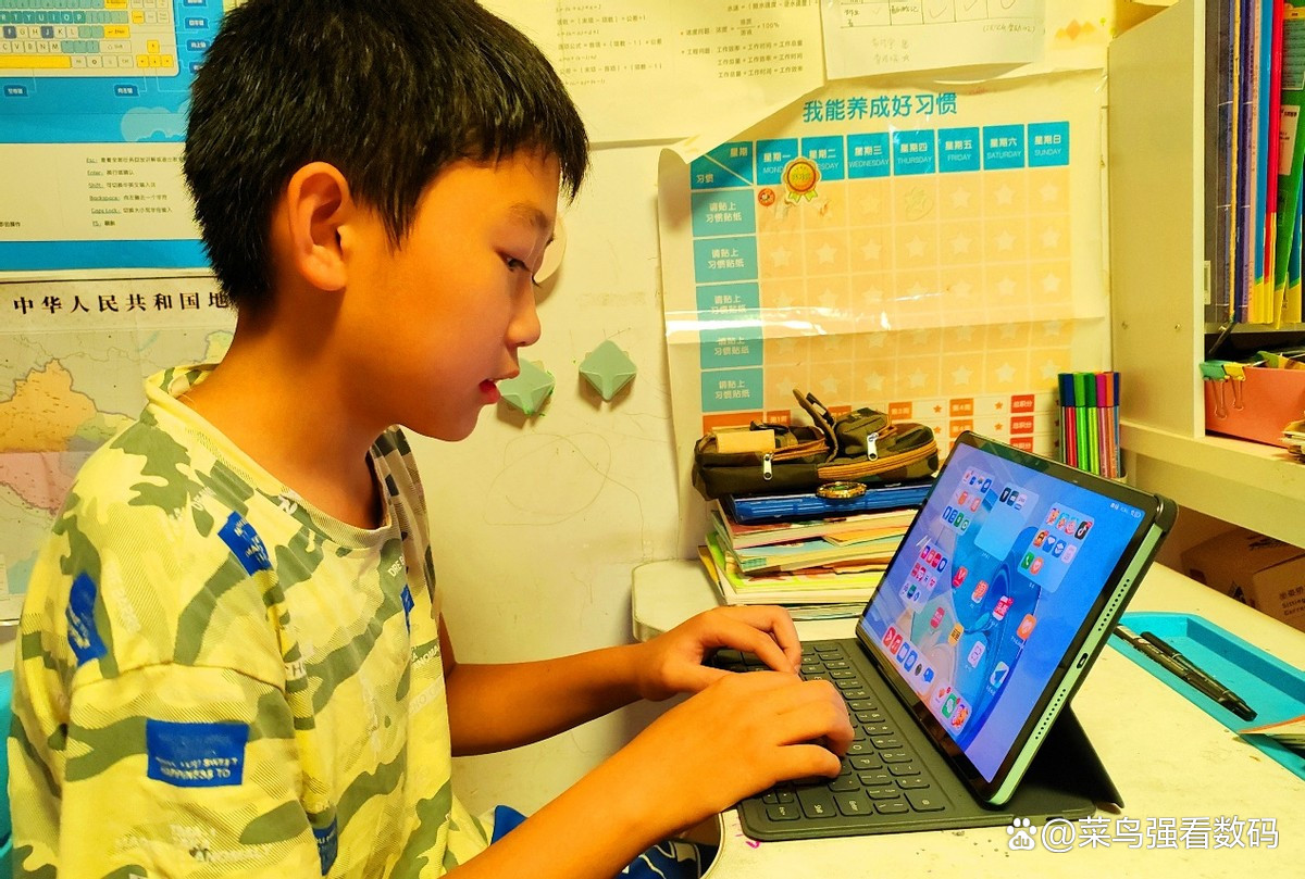 荣耀平板X8 Pro不仅有一块好屏,更有好评!