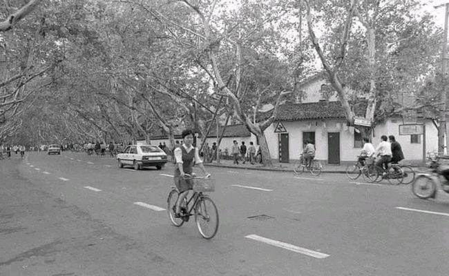 珍贵的浙江老照片,来看看90年代下的杭州景象,你都见过吗