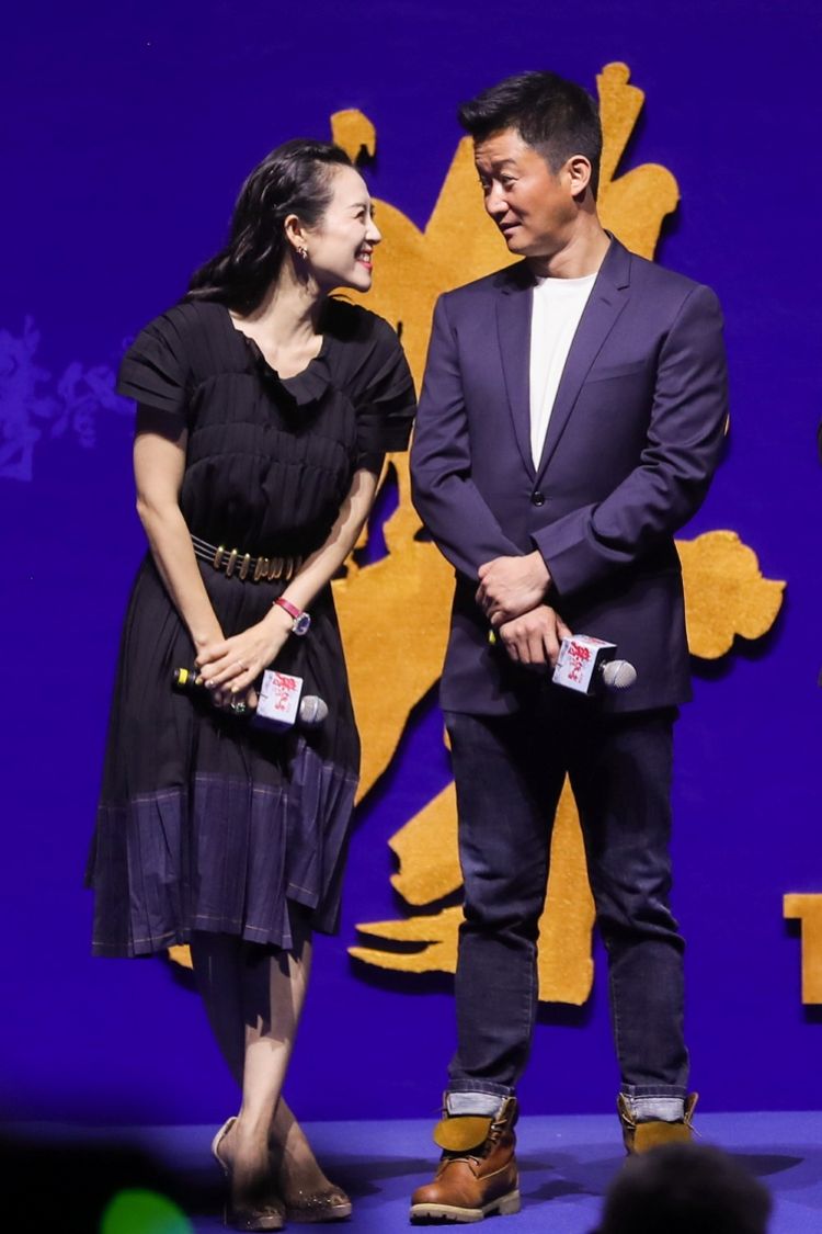 吴京抱起章子怡,细节见人品