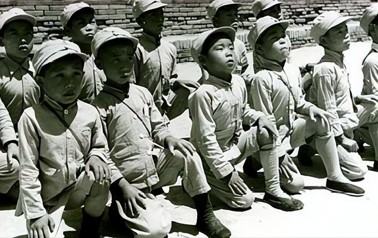 在这片人口总数仅7万多人的土地上,却有8000多名热血青年加入了八路军