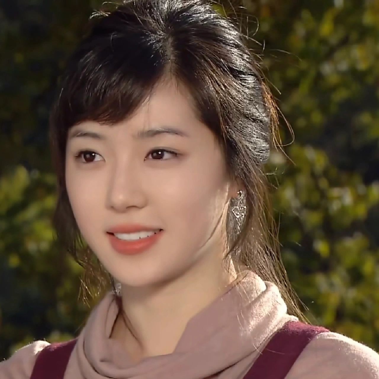 自修头像分享 第一次尝试修头像 好喜欢朴寒星的颜