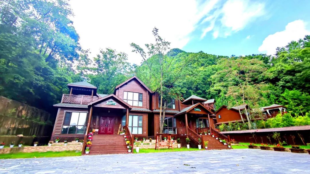夏日旅居丨老界岭避暑山庄暑期长租房清凉招租