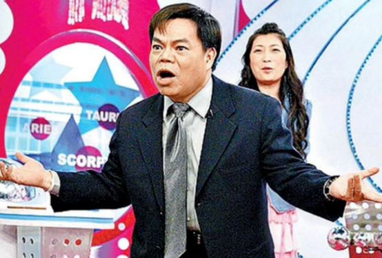 悲剧!台湾主持人菜头患肝癌去世,仅一位家人陪伴显凄凉